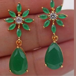 Yellow Gold Emerald Topaz Earrings Dangle Oval Flower 1.2”